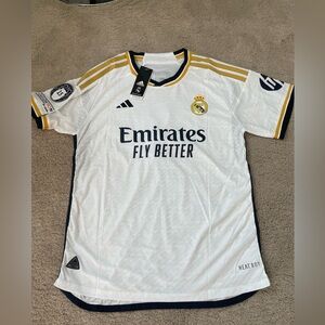 Vini Jr. #7 Jersey New With Tags Size L